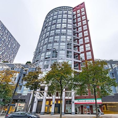 Rare Find Loft With Full Kitchen At Heart Of Downtown Appartement Vancouver Buitenkant foto