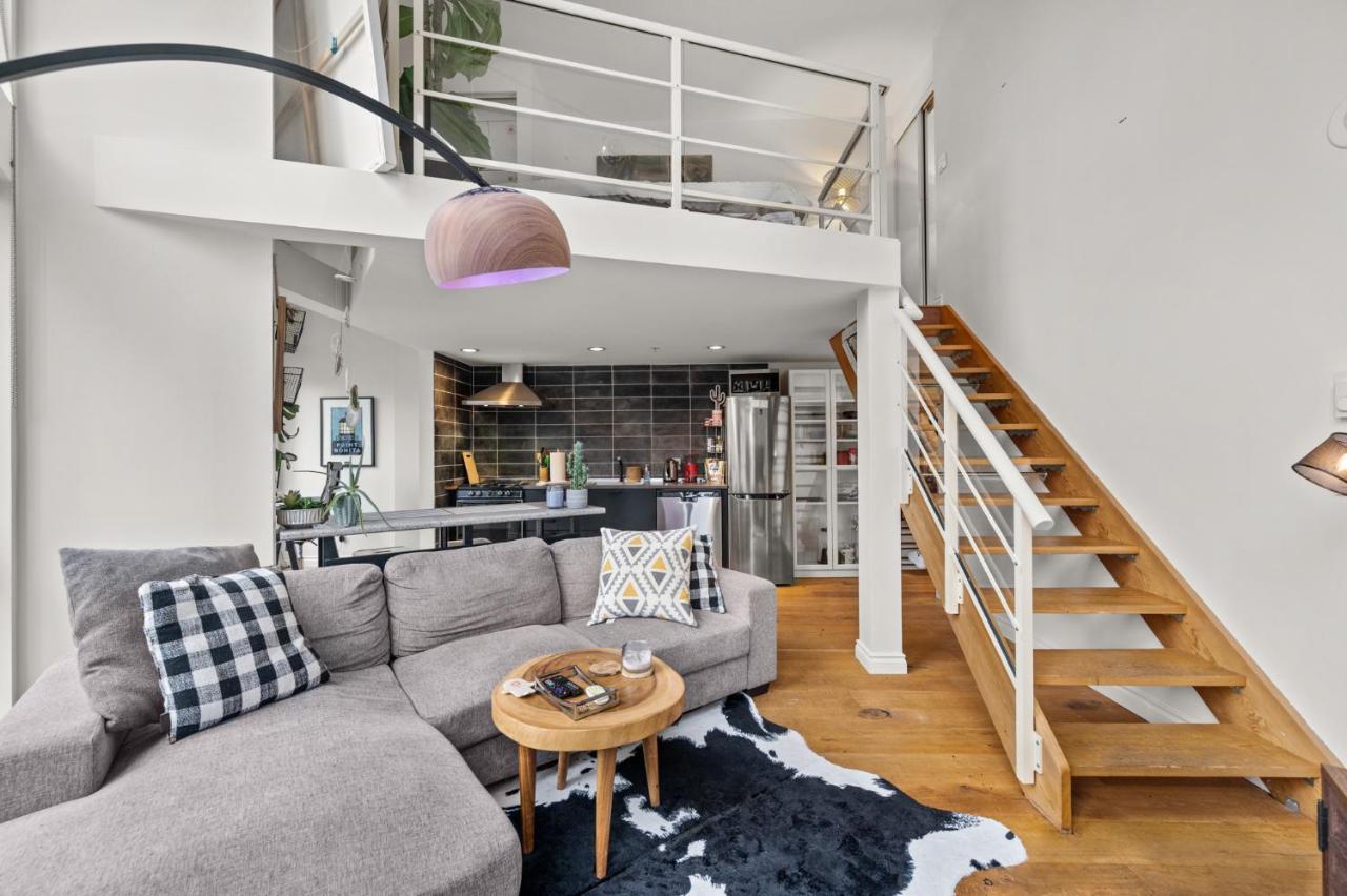 Rare Find Loft With Full Kitchen At Heart Of Downtown Appartement Vancouver Buitenkant foto