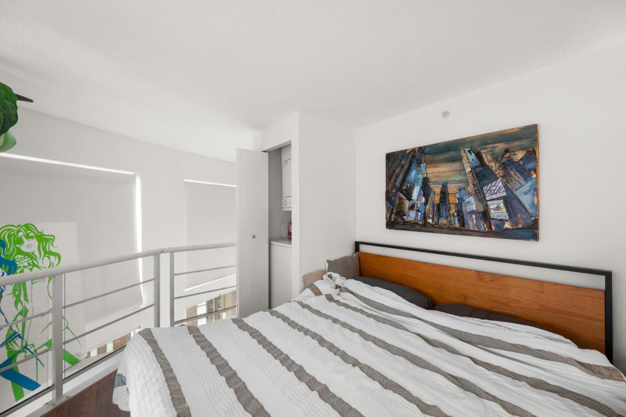 Rare Find Loft With Full Kitchen At Heart Of Downtown Appartement Vancouver Buitenkant foto